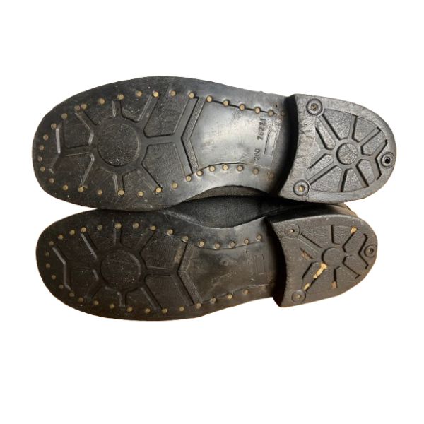 Soviet 1960s Soldier Kirza Boots 41 Belts