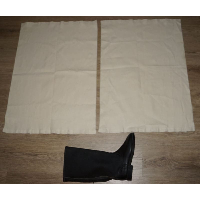 How to wear Soviet portyanki foot wraps with boots Red Army method