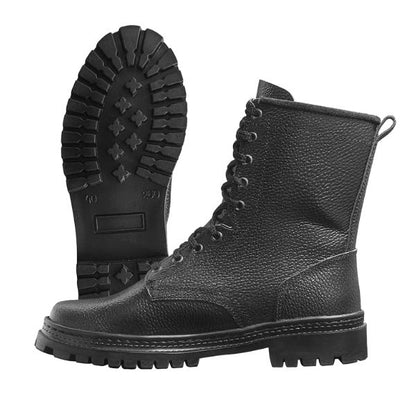 Reinforced sole of Russian OMON tactical combat boots for military and field use
