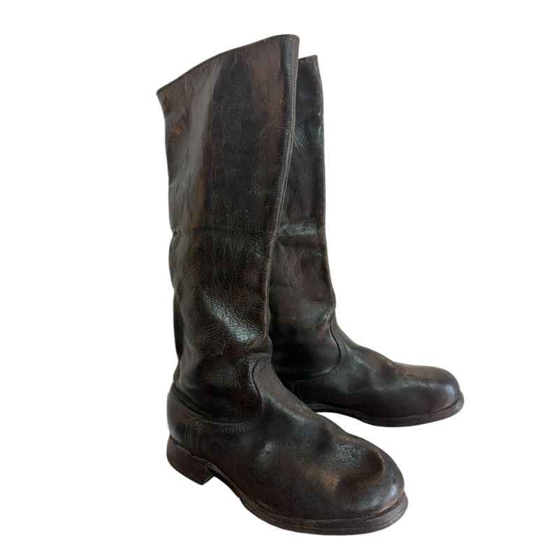 Original Soviet RKKA Civil War and WW2 leather boots with extra-wide shaft, genuine leather, size 43.
