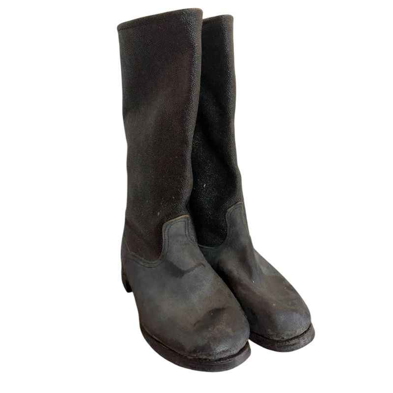 Original Soviet winter kirza boots with felt lining, authentic USSR military jackboots, front view, size 42.