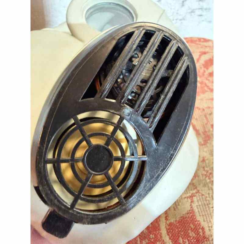 Soviet PBF Hamster gas mask front valve assembly detail