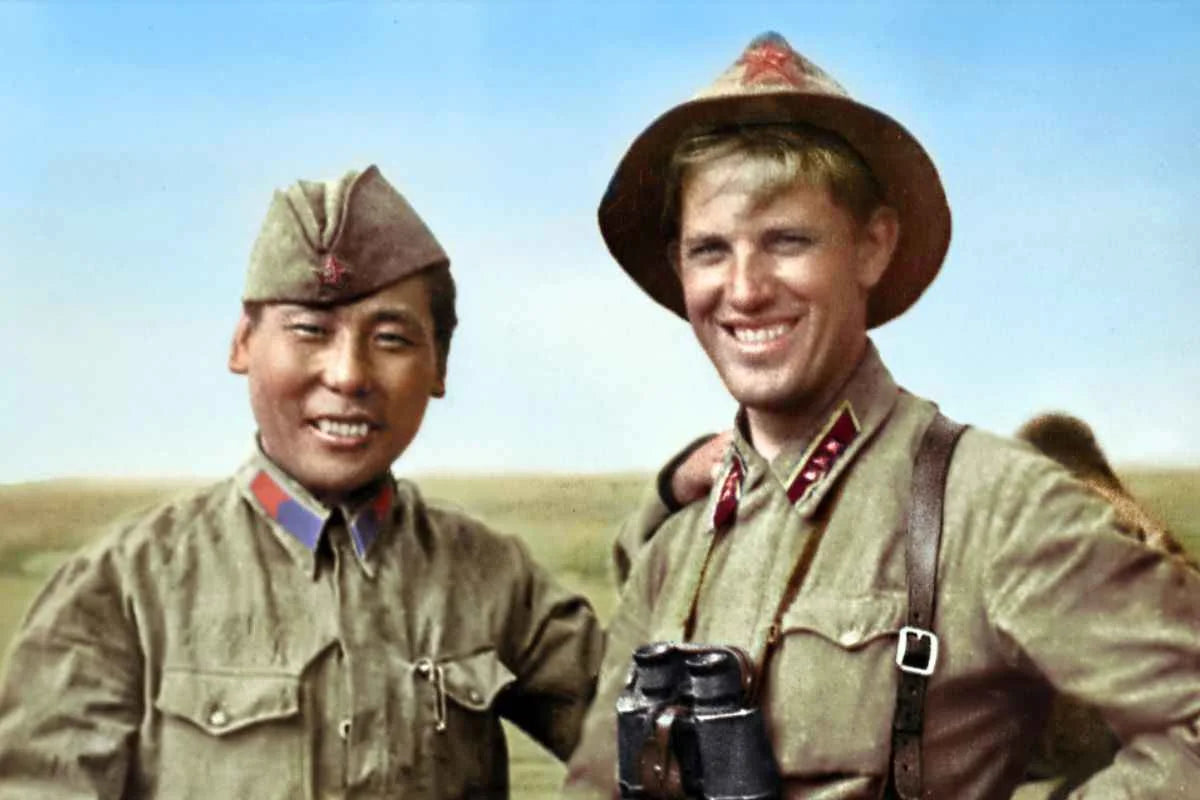 Red Army soldiers wearing RKKA M1938 Panama Hats during the Battle of Khalkhin Gol, 1939