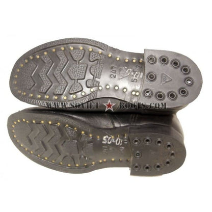 Short combat boots worn by RKKA soldiers with foot wraps during early WW2
