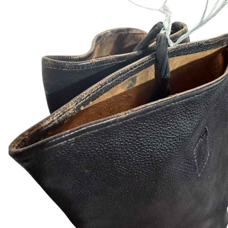 Wide 46 cm calf opening on original Soviet yuft boots