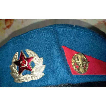 Close-up of USSR Airborne beret with Soviet star badge and VDV corner insignia